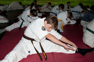 http://karate.vseverske.ru/images/Altai_2011/altai_2011_37.jpg