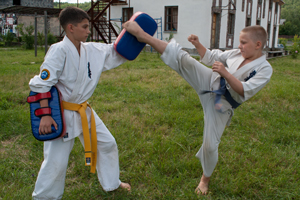 http://karate.vseverske.ru/images/Altai_2011/altai_2011_49.jpg