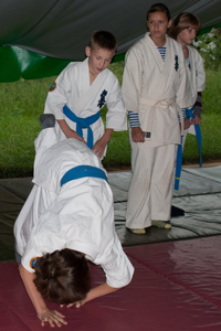 http://karate.vseverske.ru/images/Altai_2011/altai_2011_119.jpg