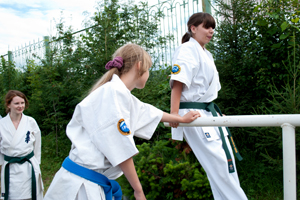 http://karate.vseverske.ru/images/Altai_2011/altai_2011_146.jpg