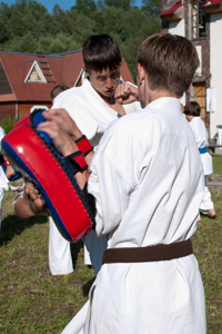 http://karate.vseverske.ru/images/Altai_2011/altai_2011_188.jpg